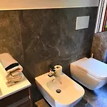 Punto Di Vista - A Real Paradise شقة Perledo