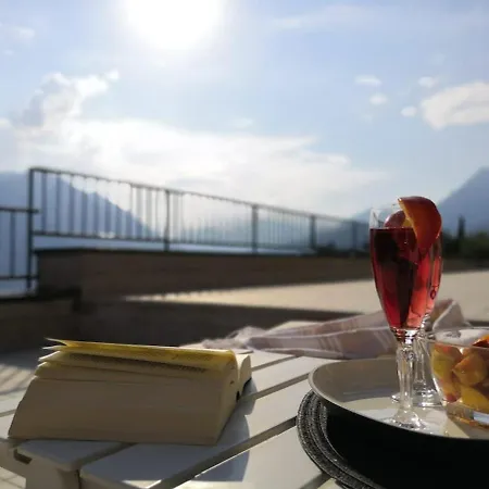 Punto Di Vista - A Real Paradise Apartment *