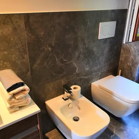 Punto Di Vista - A Real Paradise Apartment Perledo